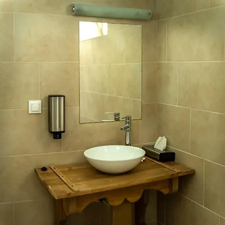 Bed & Breakfast Vezér Panzió