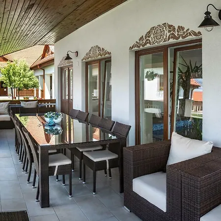 Bed & Breakfast Vezer Panzio