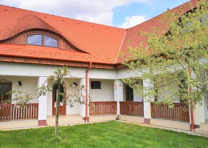 Vezer Panzio B&B